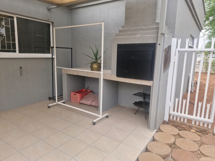 4 Bedroom Property for Sale in Keidebees Northern Cape